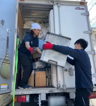 不用品回収・ゴミ屋敷・遺品整理の作業